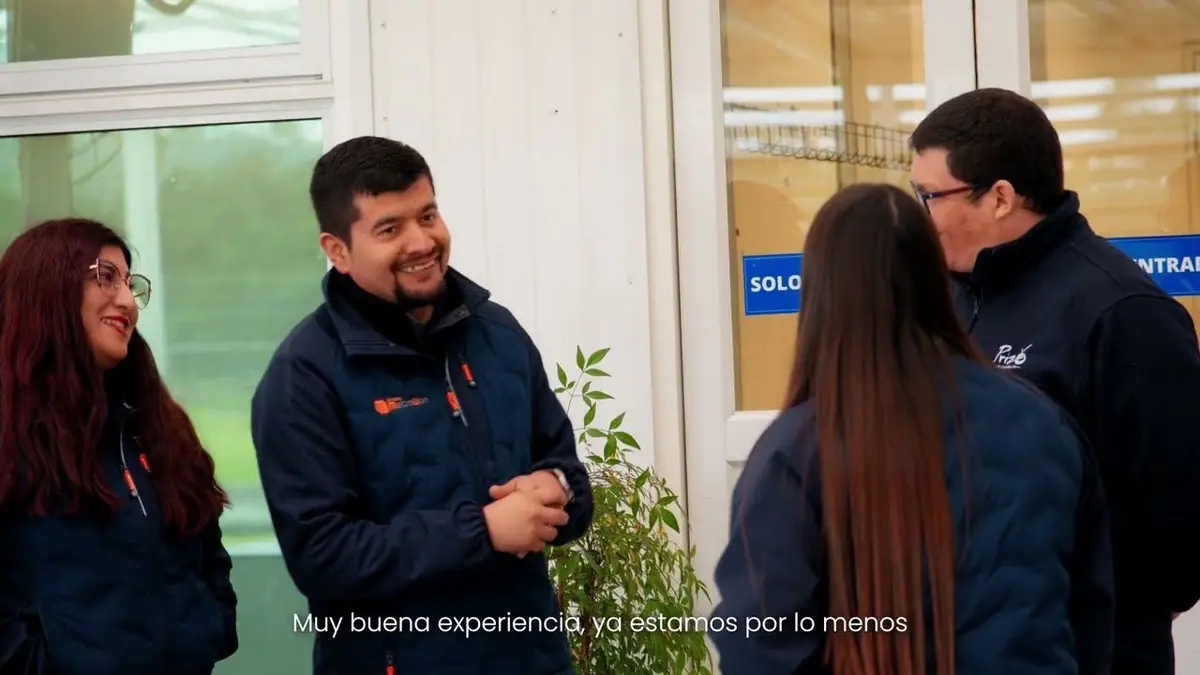 Caso Prize Super Fruits, pieza producida por Void Studio para Grupo MetroWan